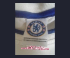 Chelsea Replica Shirt & kit adecuado de 8 a 10 años.