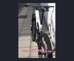 bicicleta de enduro focus sam carbon pro 2018