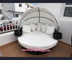 cama lounge exterior