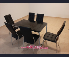 Conjunto mesa y sillas