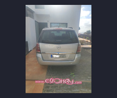 SE VENDE OPEL ZAFIRA