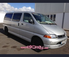 VENDO FURGONETA TOYOTA HIACE COMBI LARGA