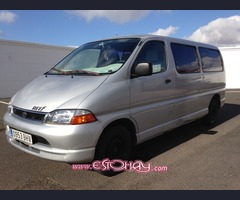 VENDO FURGONETA TOYOTA HIACE COMBI LARGA