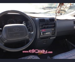 VENDO FURGONETA TOYOTA HIACE COMBI LARGA